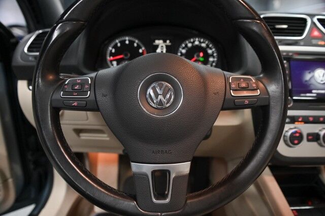 2014 Volkswagen Eos Executive 2dr Convertible Chicago IL