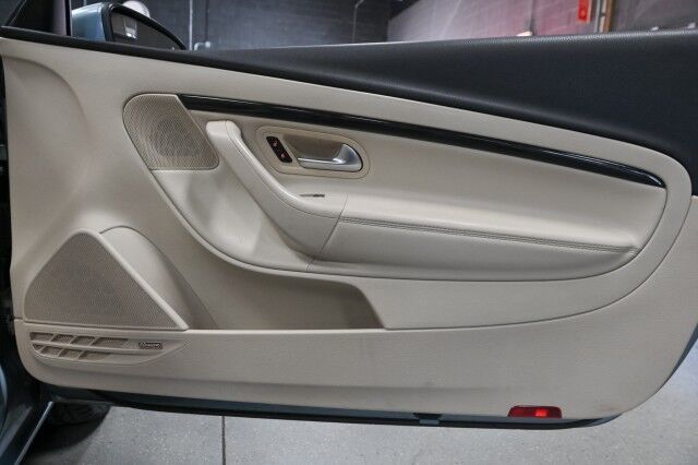 2014 Volkswagen Eos Executive 2dr Convertible Chicago IL