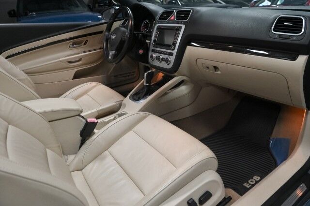 2014 Volkswagen Eos Executive 2dr Convertible Chicago IL