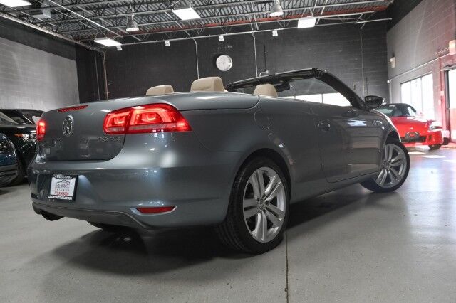 2014 Volkswagen Eos Executive 2dr Convertible Chicago IL