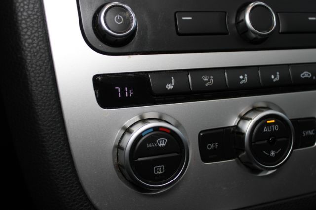 2014 Volkswagen Eos Luxury Chantilly VA