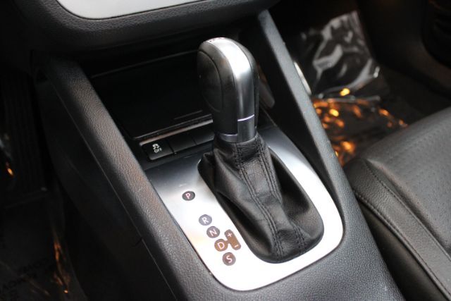 2014 Volkswagen Eos Luxury Chantilly VA