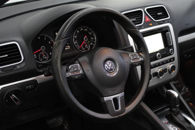 2014 Volkswagen Eos Luxury Chantilly VA