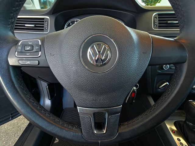 2014 Volkswagen Jetta 1.8T SE Folsom CA
