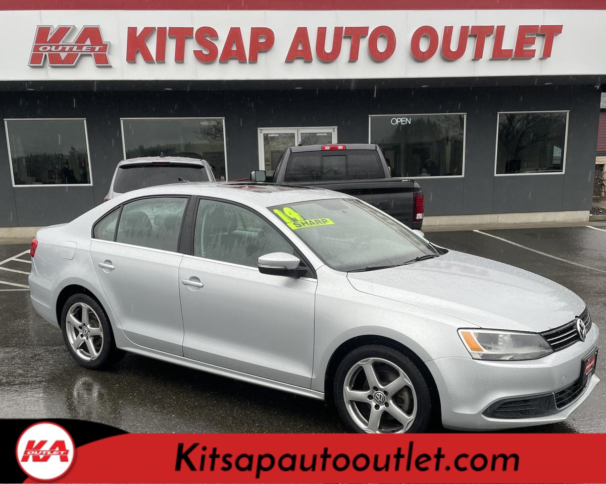2014 Volkswagen Jetta 1.8T SE Sedan 4D