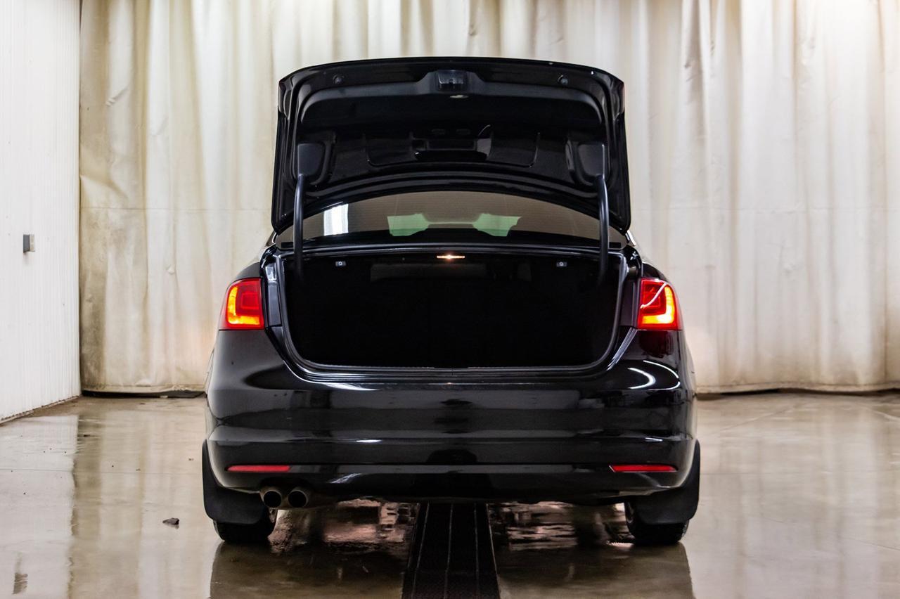 2014 Volkswagen Jetta Comfortline Manual Roof Red Deer AB