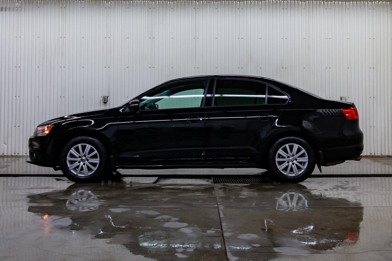 2014 Volkswagen Jetta Comfortline Manual Roof Red Deer AB