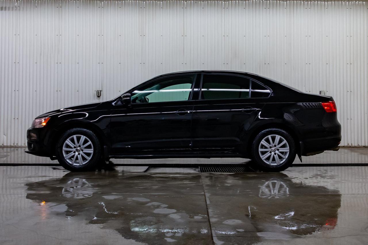 2014 Volkswagen Jetta Comfortline Manual Roof Red Deer AB