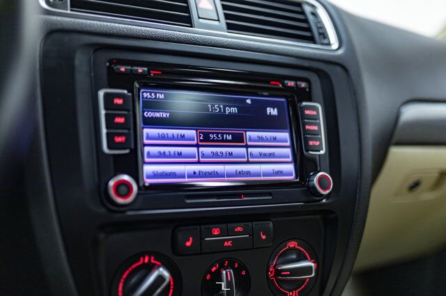 2014 Volkswagen Jetta Highline TDI Diesel Leather Roof Red Deer AB