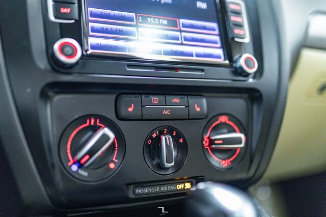 2014 Volkswagen Jetta Highline TDI Diesel Leather Roof Red Deer AB