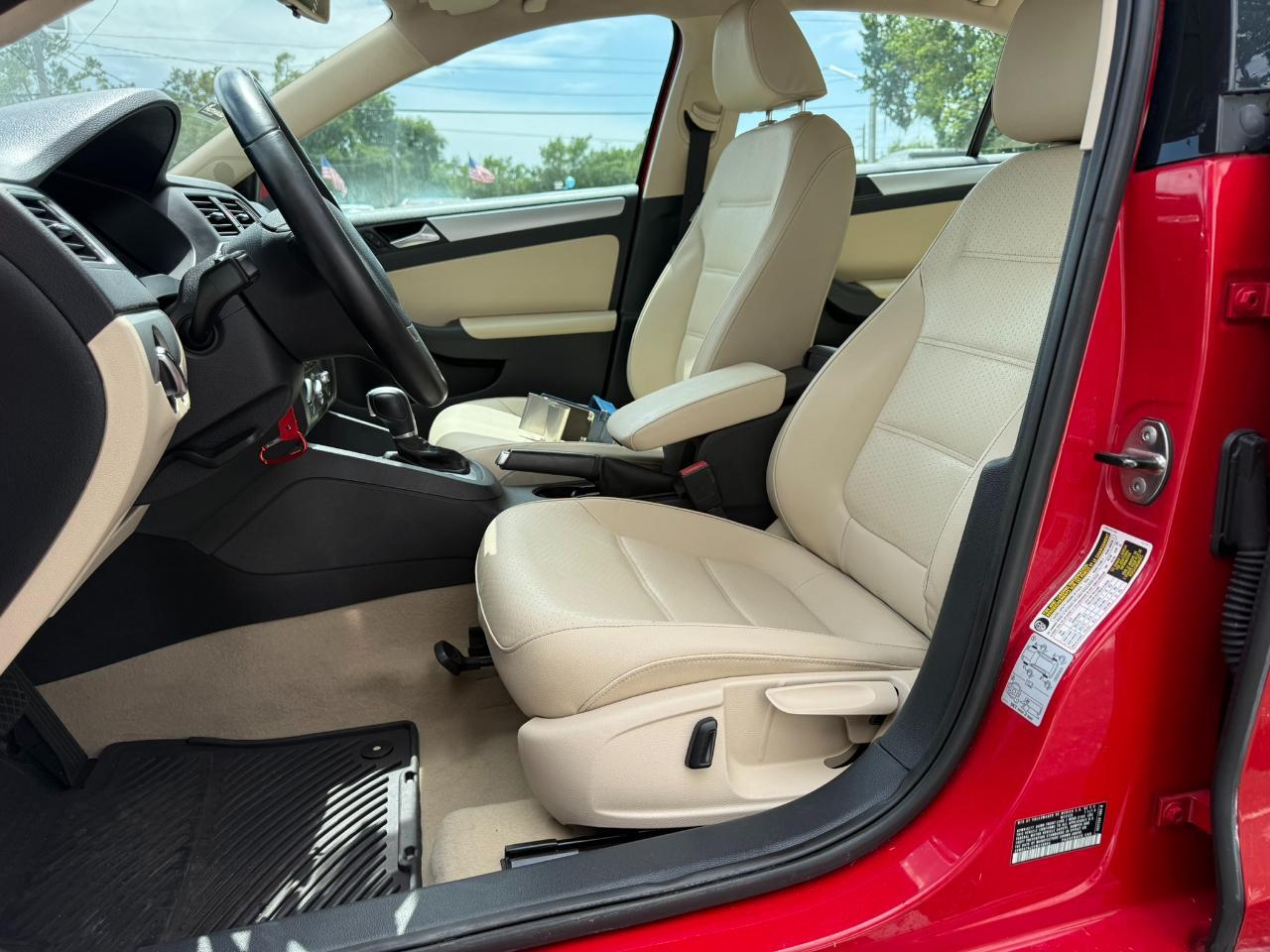 2014 Volkswagen Jetta Sedan 4dr Auto SE Jacksonville FL