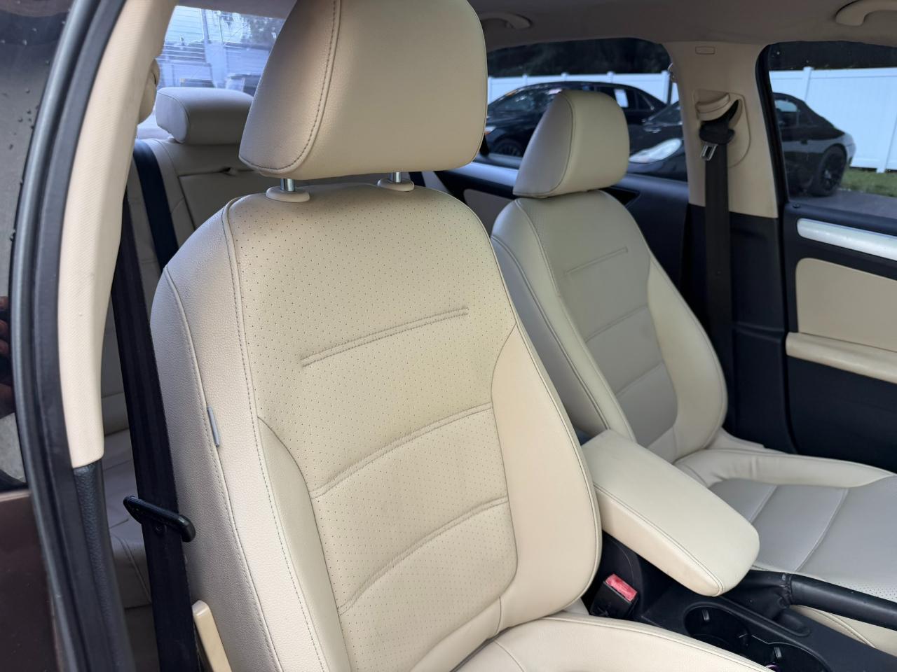 2014 Volkswagen Jetta Sedan 4dr Auto SE Jacksonville FL