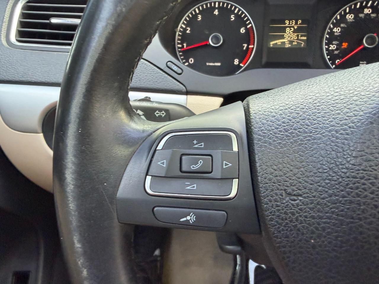 2014 Volkswagen Jetta Sedan 4dr Auto SE Jacksonville FL