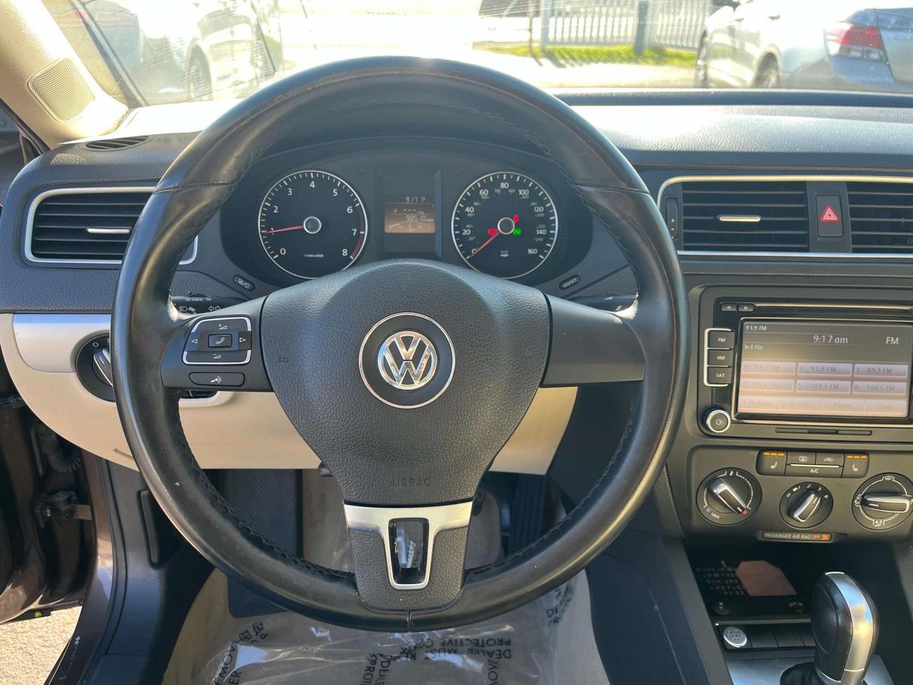 2014 Volkswagen Jetta Sedan 4dr Auto SE PZEV Indianapolis IN