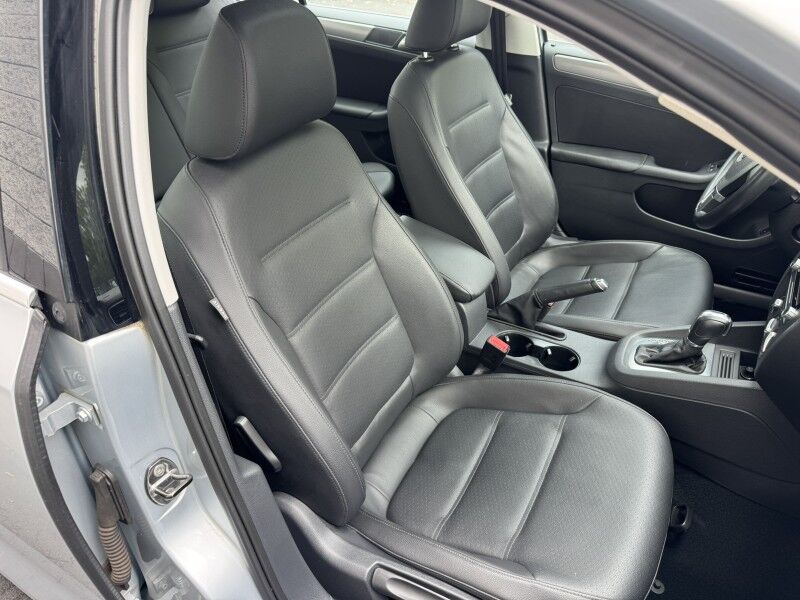 2014 Volkswagen Jetta Sedan TDI w/Premium Willow Grove PA