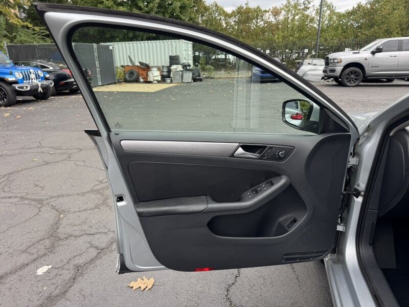 2014 Volkswagen Jetta Sedan TDI w/Premium Willow Grove PA
