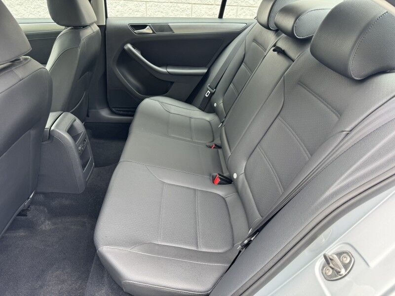 2014 Volkswagen Jetta Sedan TDI w/Premium Willow Grove PA