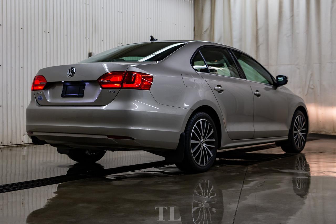 2014 Volkswagen Jetta TDI Highline Diesel Leather Roof Red Deer AB