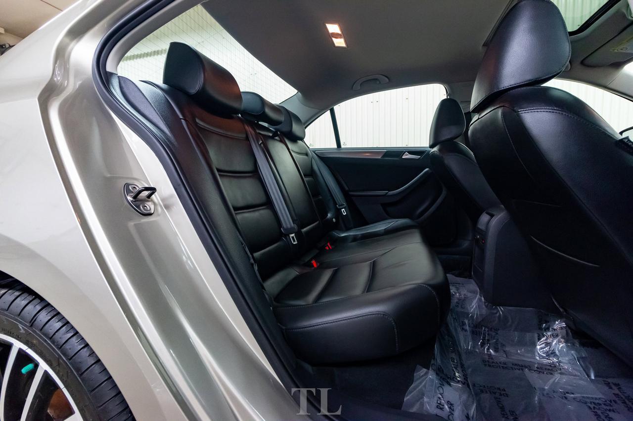 2014 Volkswagen Jetta TDI Highline Diesel Leather Roof Red Deer AB