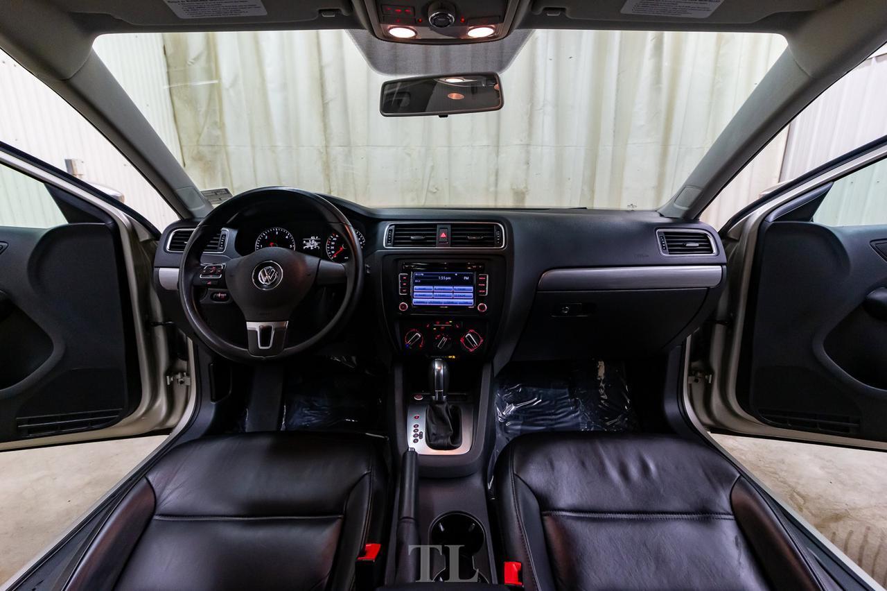 2014 Volkswagen Jetta TDI Highline Diesel Leather Roof Red Deer AB