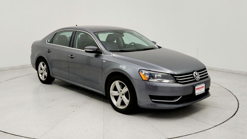 2014 Volkswagen Passat 1.8T S
