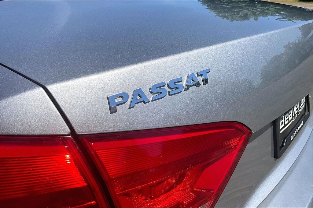 2014 Volkswagen Passat 1.8T Wolfsburg Edition OR