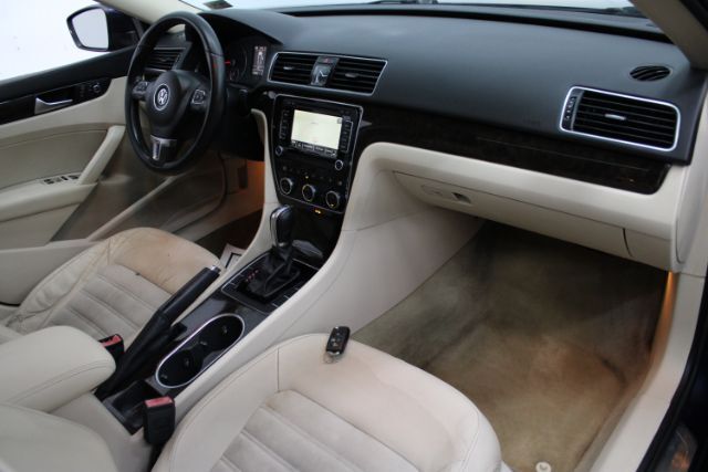2014 Volkswagen Passat 2.0L TDI SEL Premium Chantilly VA