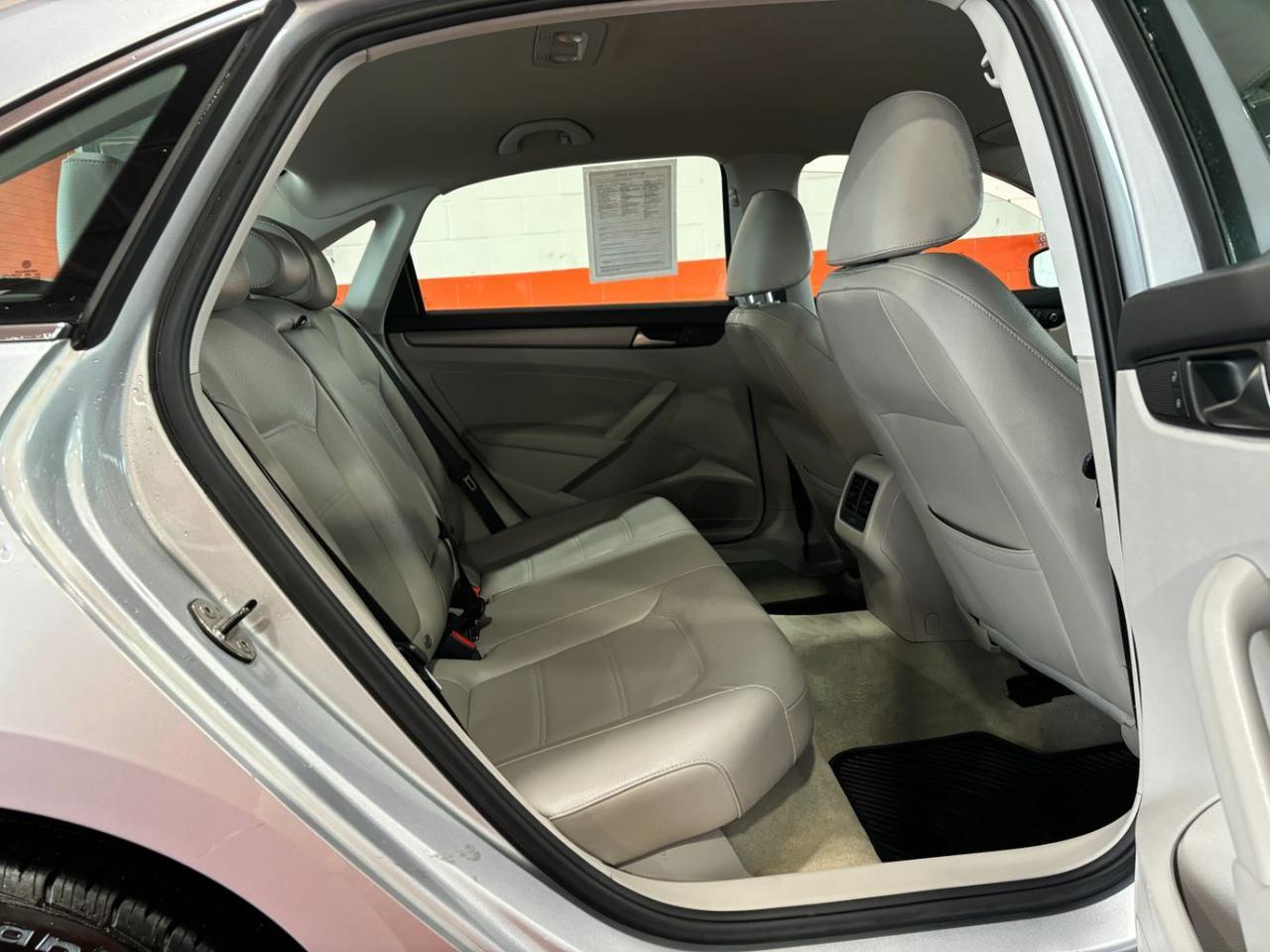2014 Volkswagen Passat 2.5L SE Franklin OH