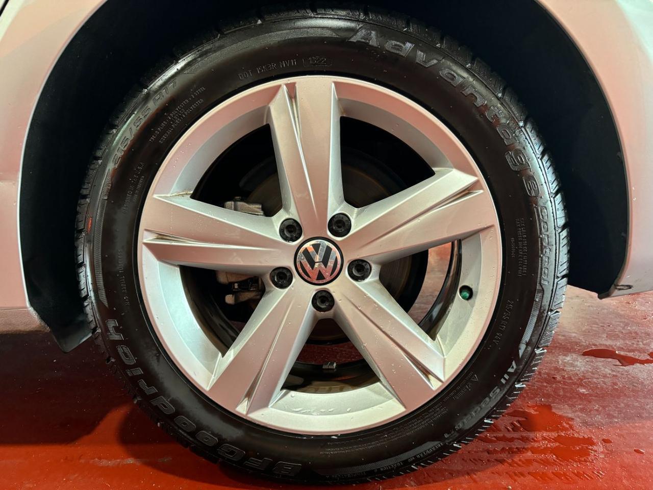 2014 Volkswagen Passat 2.5L SE Franklin OH