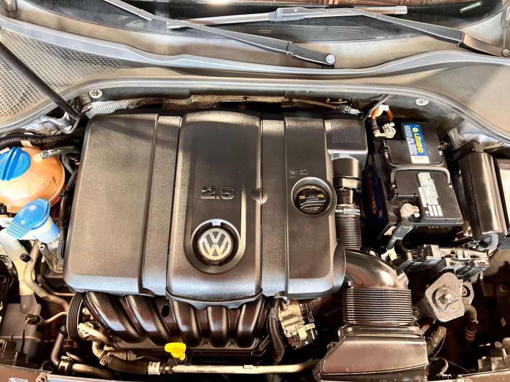 2014 Volkswagen Passat 2.5L SE Franklin OH