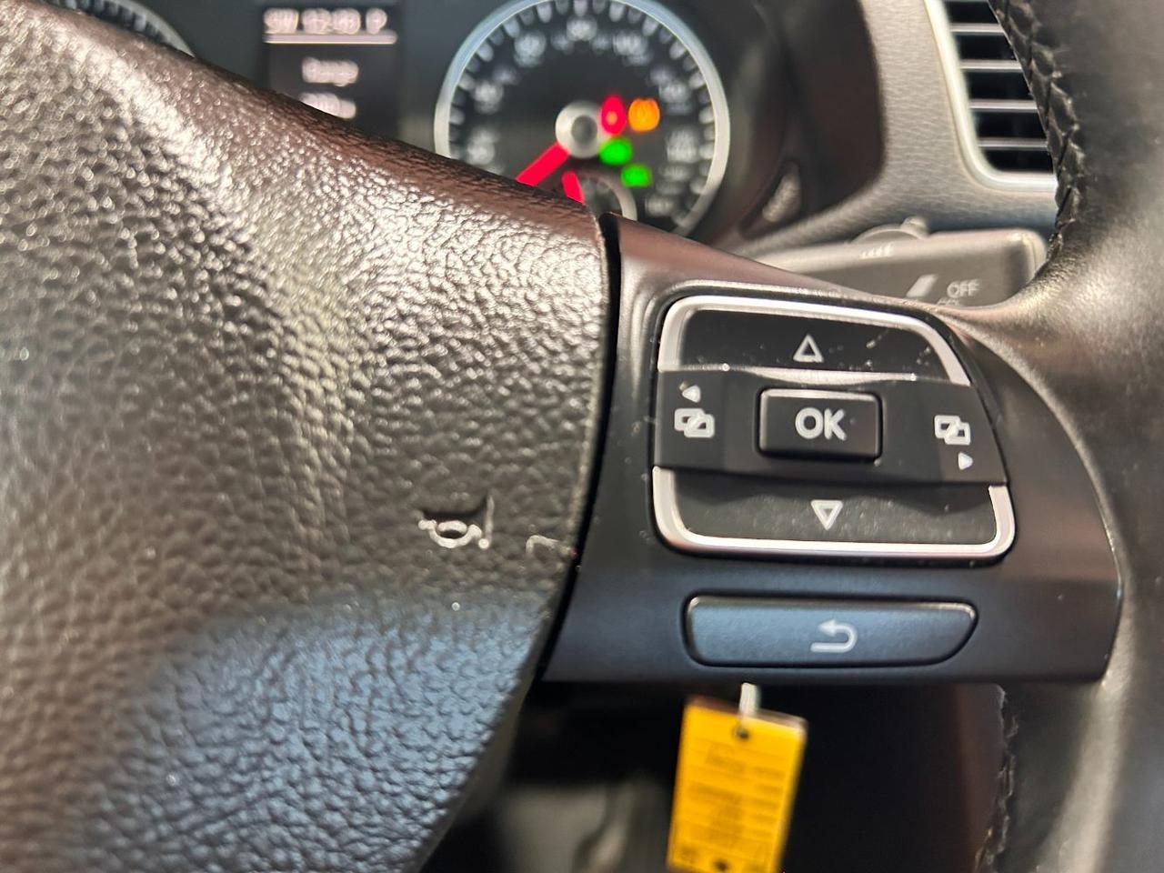 2014 Volkswagen Passat 2.5L SE Franklin OH