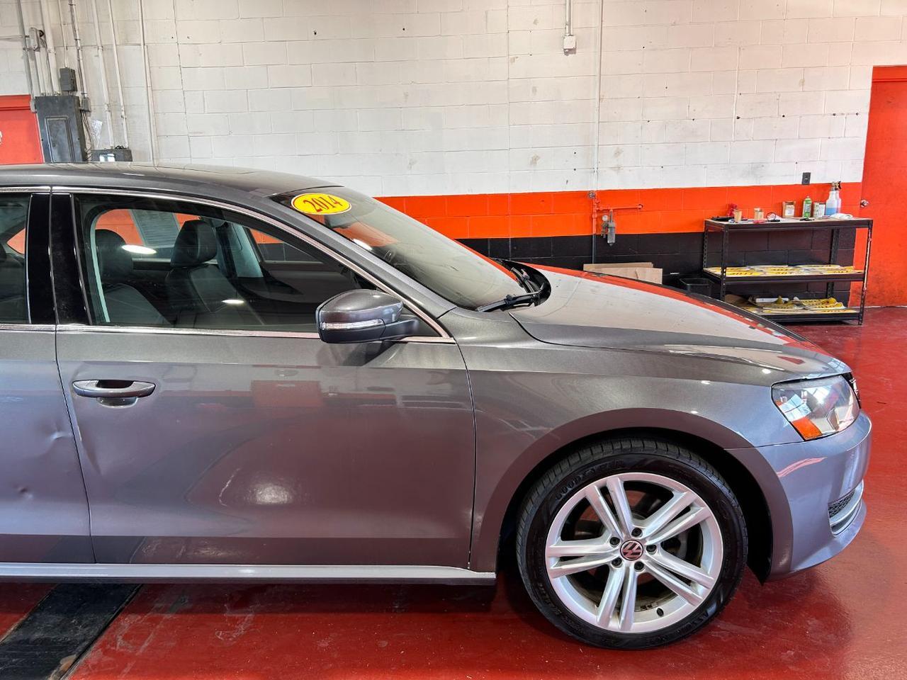 2014 Volkswagen Passat 2.5L SE Franklin OH