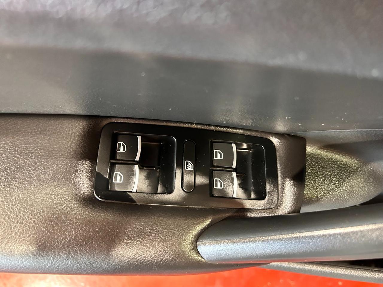 2014 Volkswagen Passat 2.5L SE Franklin OH