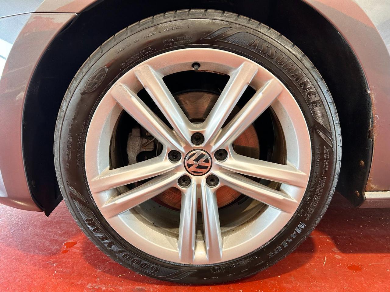 2014 Volkswagen Passat 2.5L SE Franklin OH