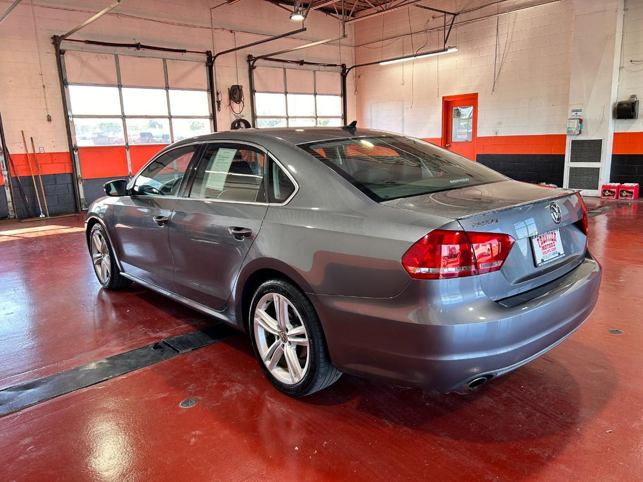 2014 Volkswagen Passat 2.5L SE Franklin OH
