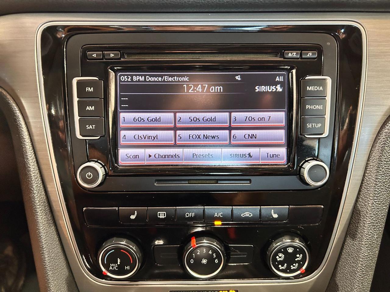 2014 Volkswagen Passat 2.5L SE Franklin OH