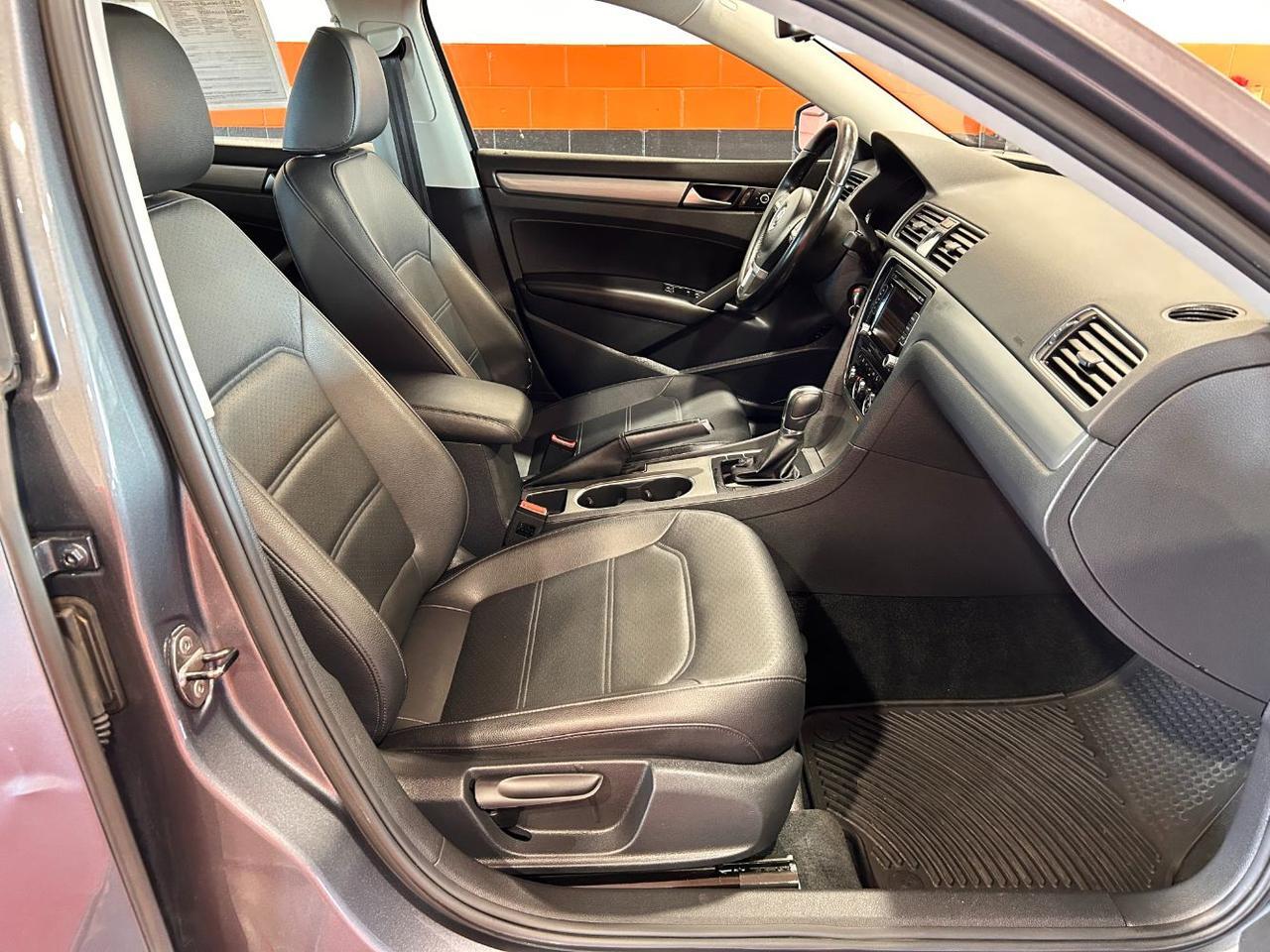 2014 Volkswagen Passat 2.5L SE Franklin OH