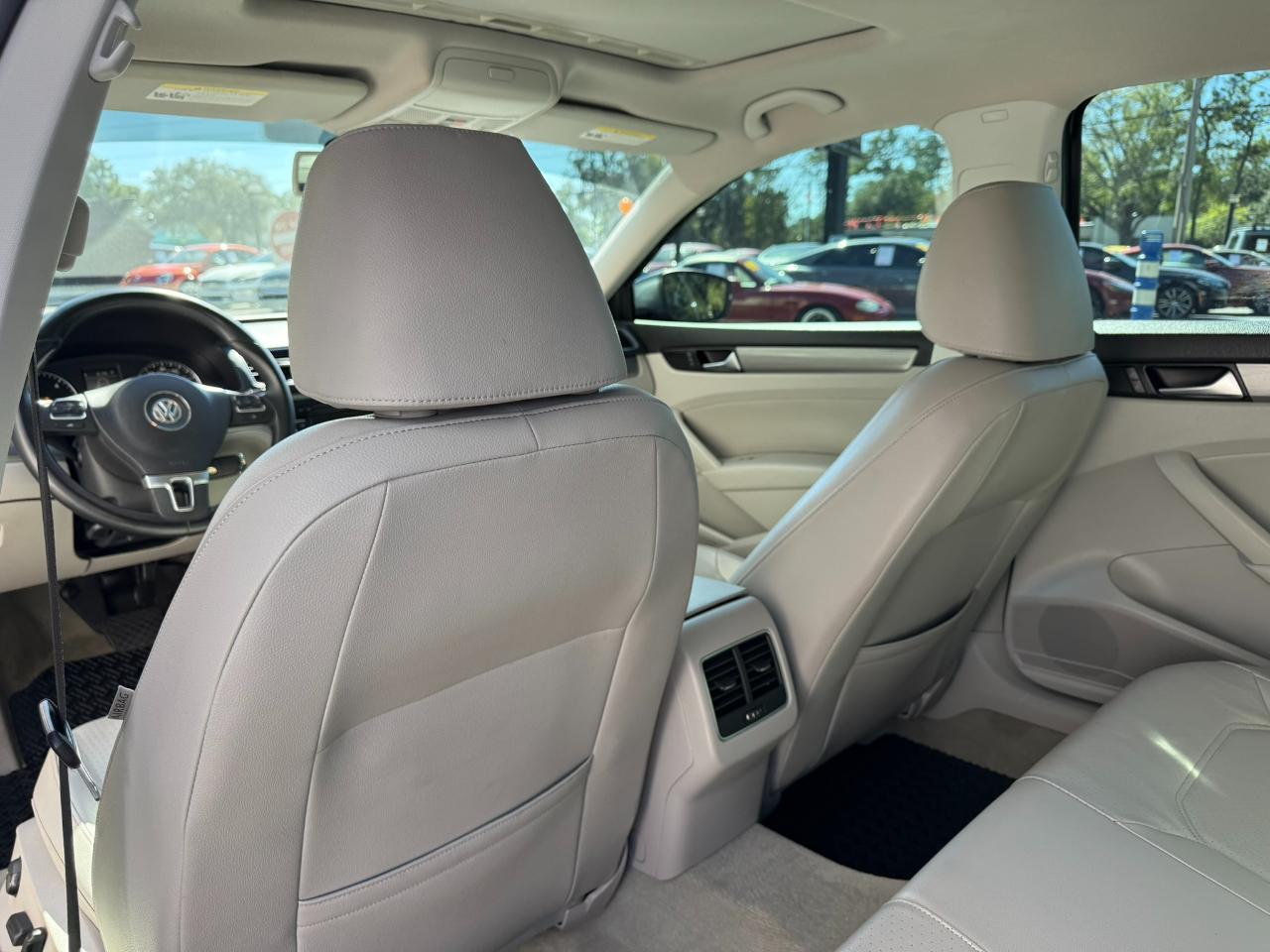 2014 Volkswagen Passat 4dr Sdn 2.0L Manual  TDI SE Jacksonville FL