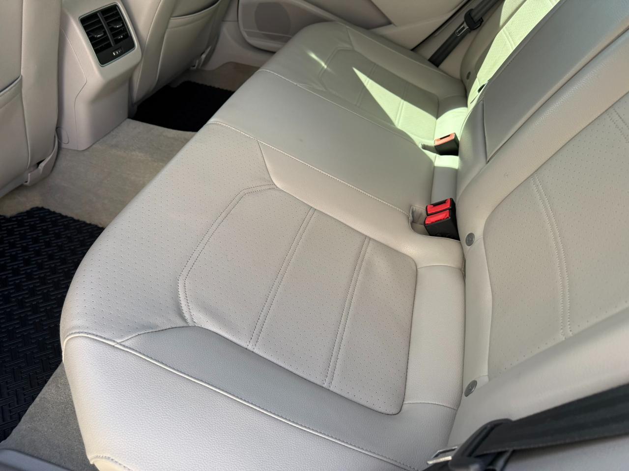 2014 Volkswagen Passat 4dr Sdn 2.0L Manual  TDI SE Jacksonville FL