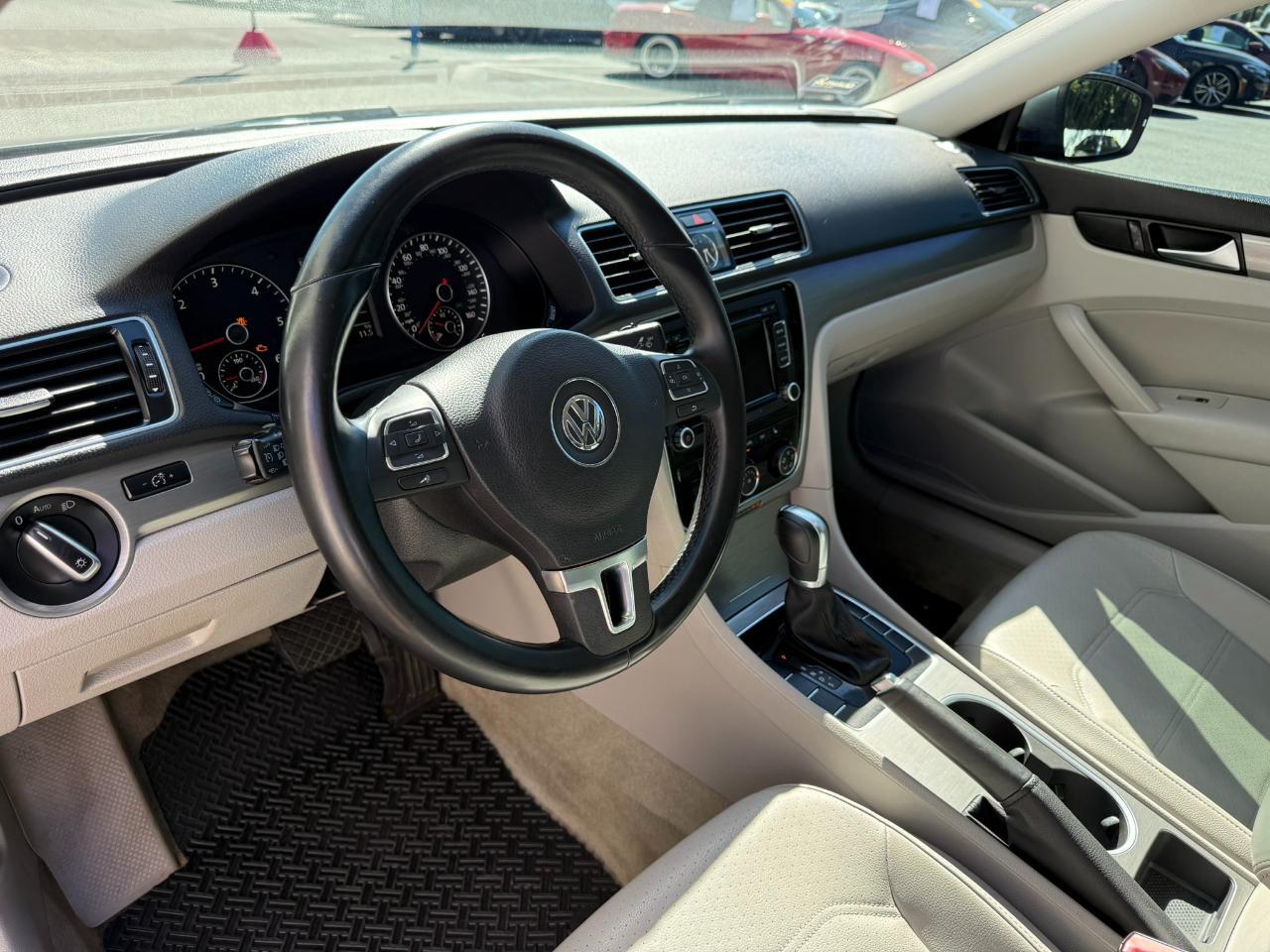 2014 Volkswagen Passat 4dr Sdn 2.0L Manual  TDI SE Jacksonville FL