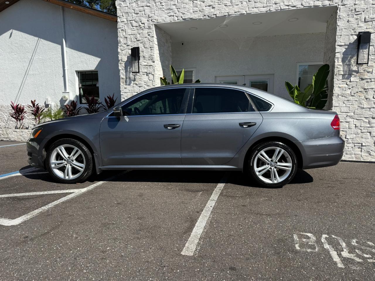 2014 Volkswagen Passat 4dr Sdn 2.0L Manual  TDI SE Jacksonville FL