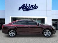 2014 Volkswagen Passat TDI SE w/Sunroof Winder GA 2014 Volkswagen Passat TDI SE w/Sunroof Winder GA