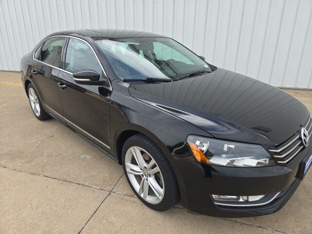 2014 Volkswagen Passat TDI SEL Premium West Burlington IA