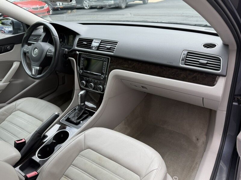 2014 Volkswagen Passat TDI SEL Premium Willow Grove PA