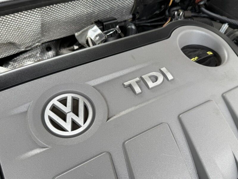 2014 Volkswagen Passat TDI SEL Premium Willow Grove PA