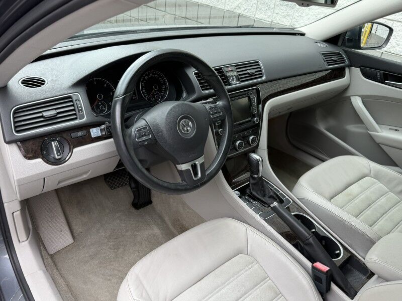 2014 Volkswagen Passat TDI SEL Premium Willow Grove PA