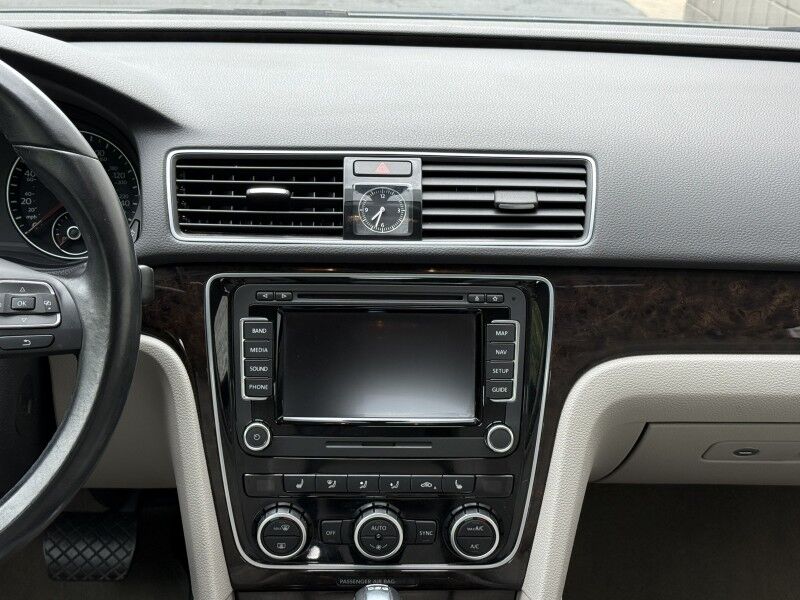 2014 Volkswagen Passat TDI SEL Premium Willow Grove PA