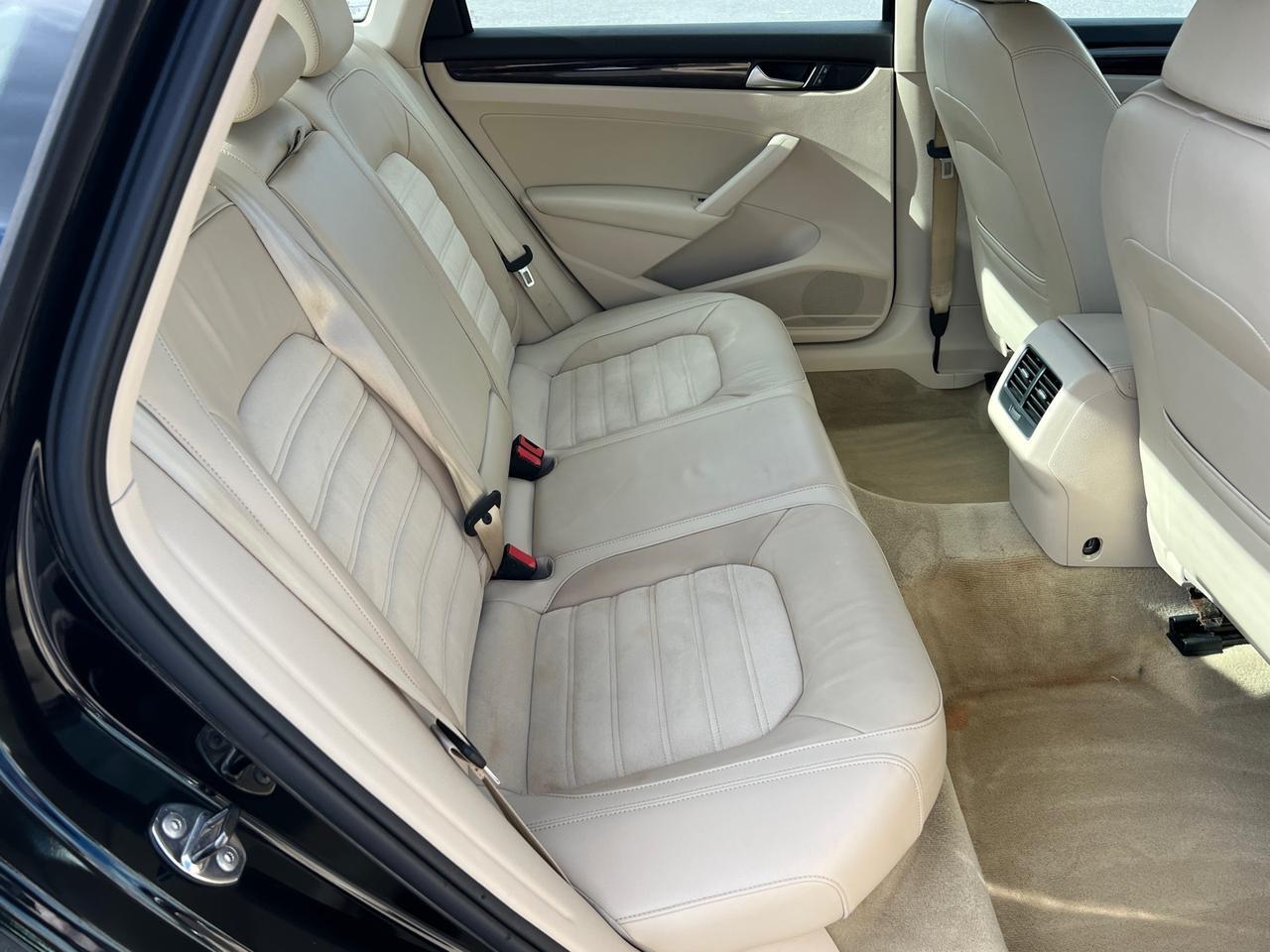 2014 Volkswagen Passat TDI SEL Premium Hagerstown MD