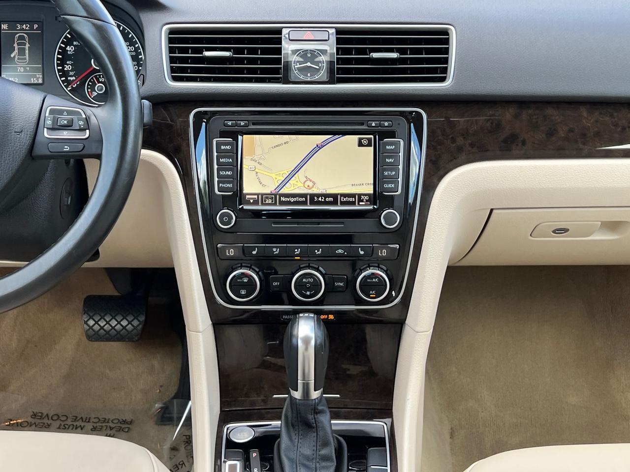 2014 Volkswagen Passat TDI SEL Premium Hagerstown MD
