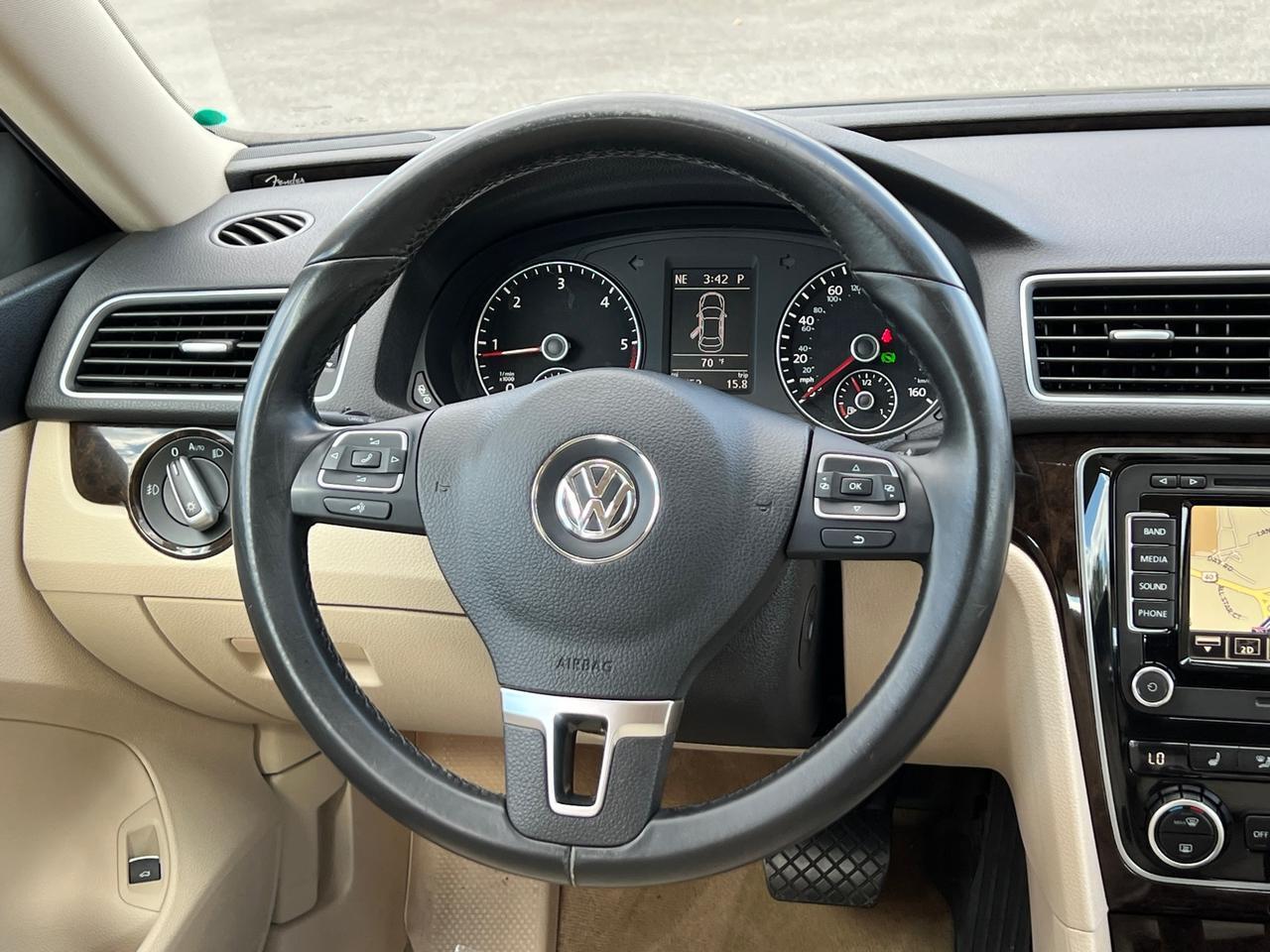 2014 Volkswagen Passat TDI SEL Premium Hagerstown MD